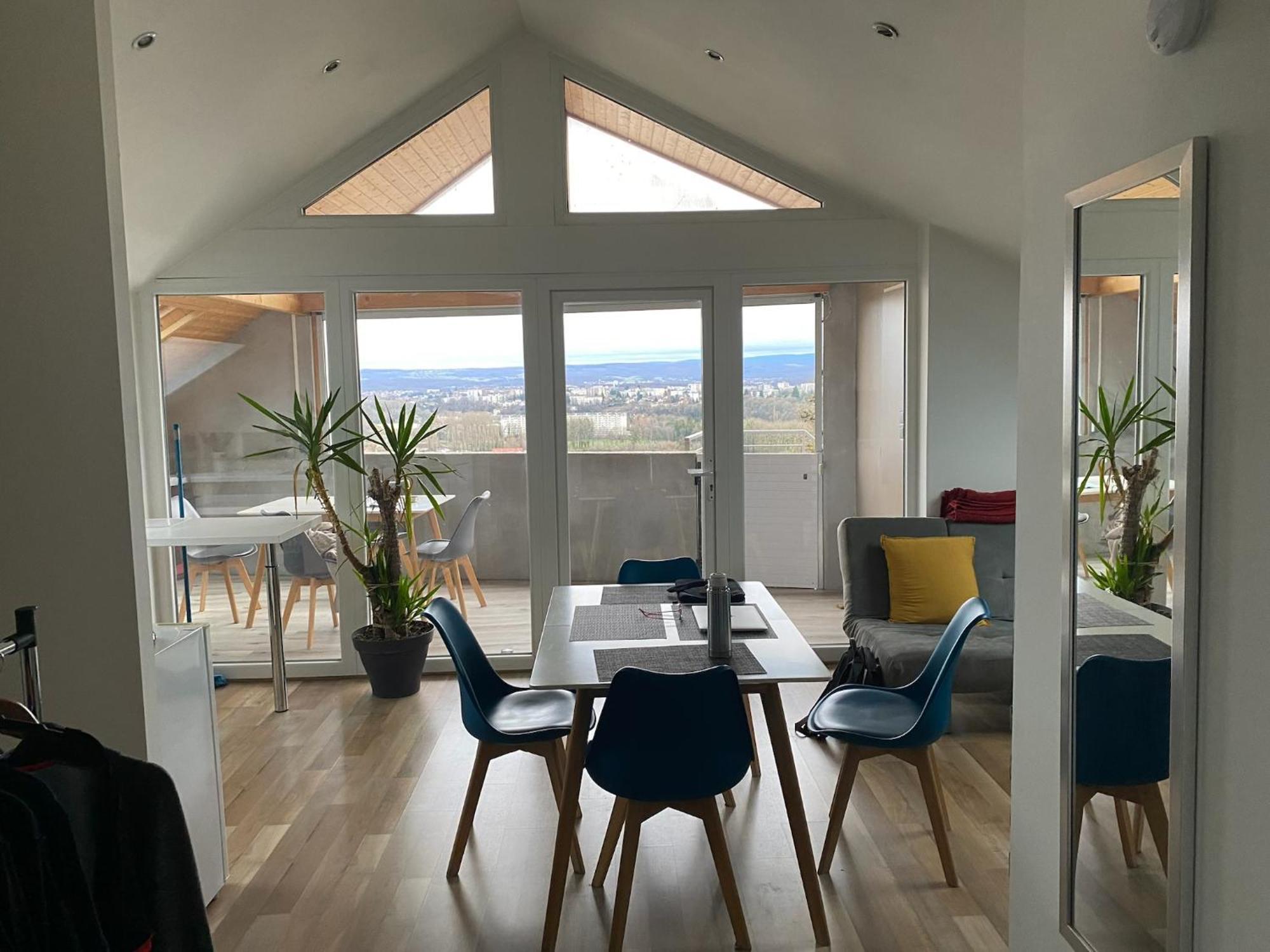 Appart' Terrasse Vue Exceptionnelle 1Er Etage Монбельяр Экстерьер фото