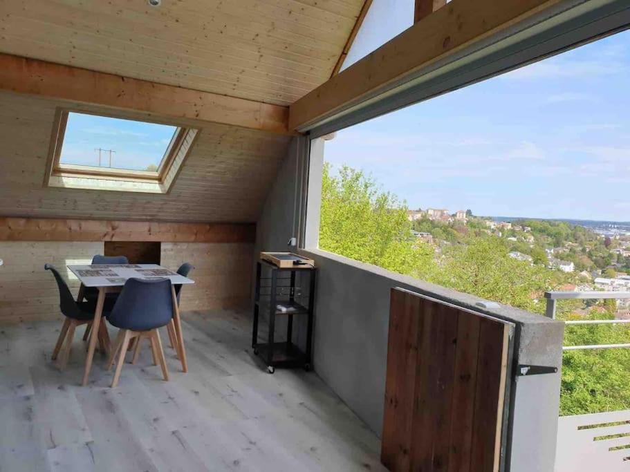 Appart' Terrasse Vue Exceptionnelle 1Er Etage Монбельяр Экстерьер фото